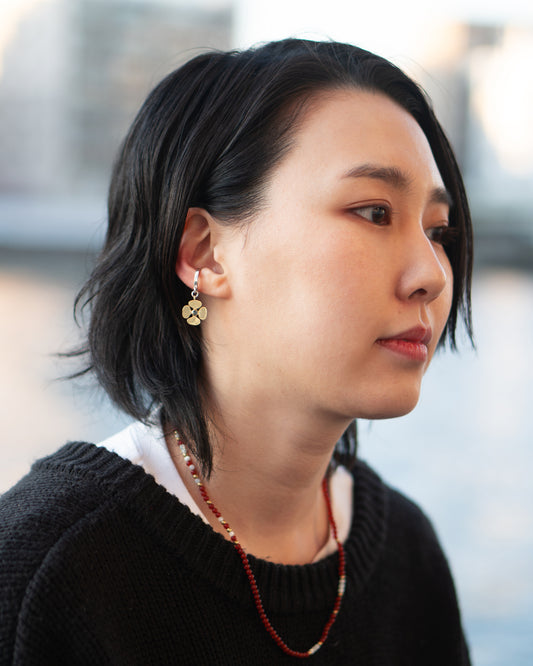 MAMIKO ODA PADDLEPEG EAR CUFF / LONDON BLUE TOPAZ