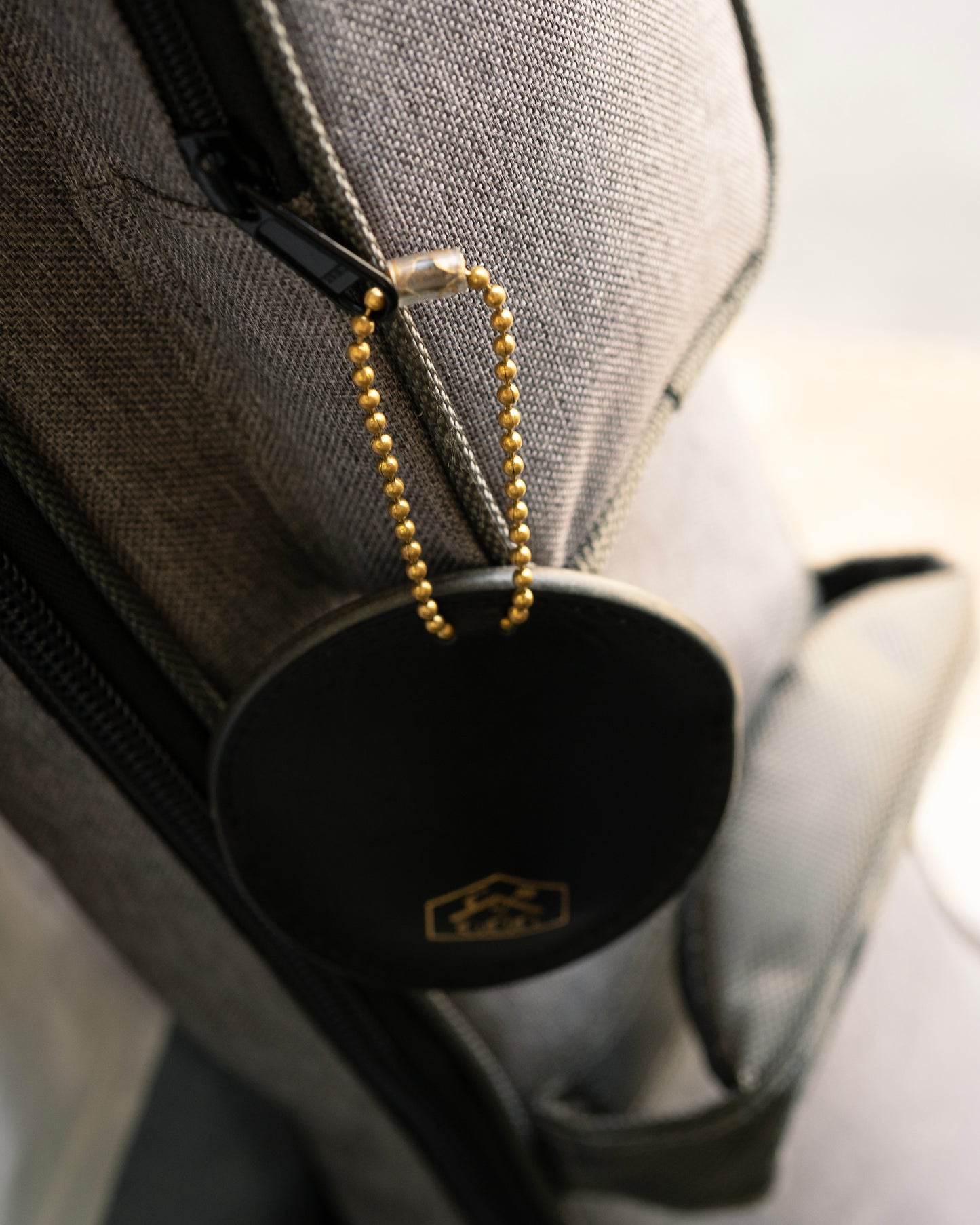 Mamiko Oda（小田満美子）× Judy On The Roof. MAMIKO ODA LEATHER MULTI CASE｜BLACK｜Oda Judy Shop 20