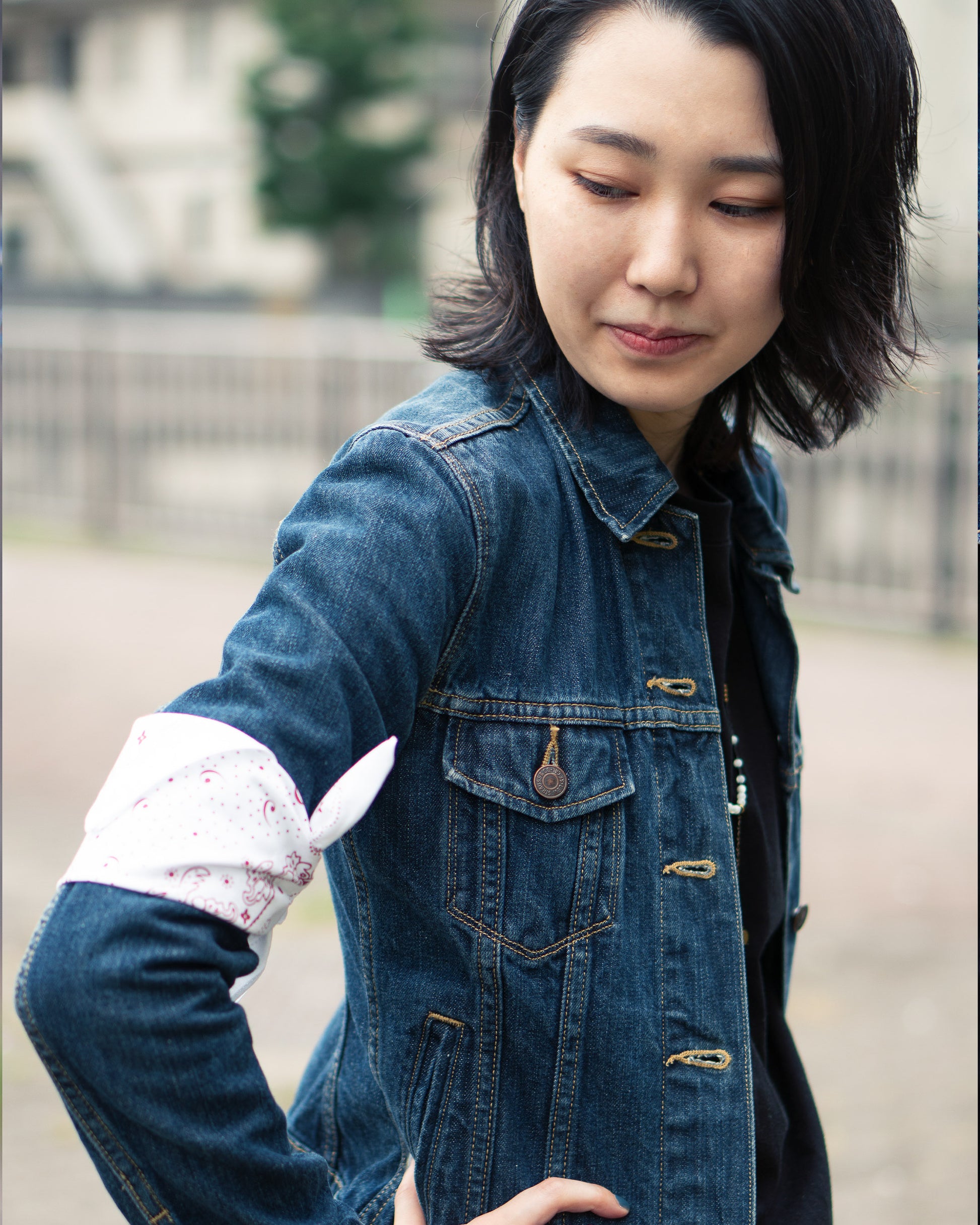 着用：Mamiko Oda（小田満美子）× Judy On The Roof. MAMIKO ODA MINI BANDANA（着用）1｜Oda Judy Shop