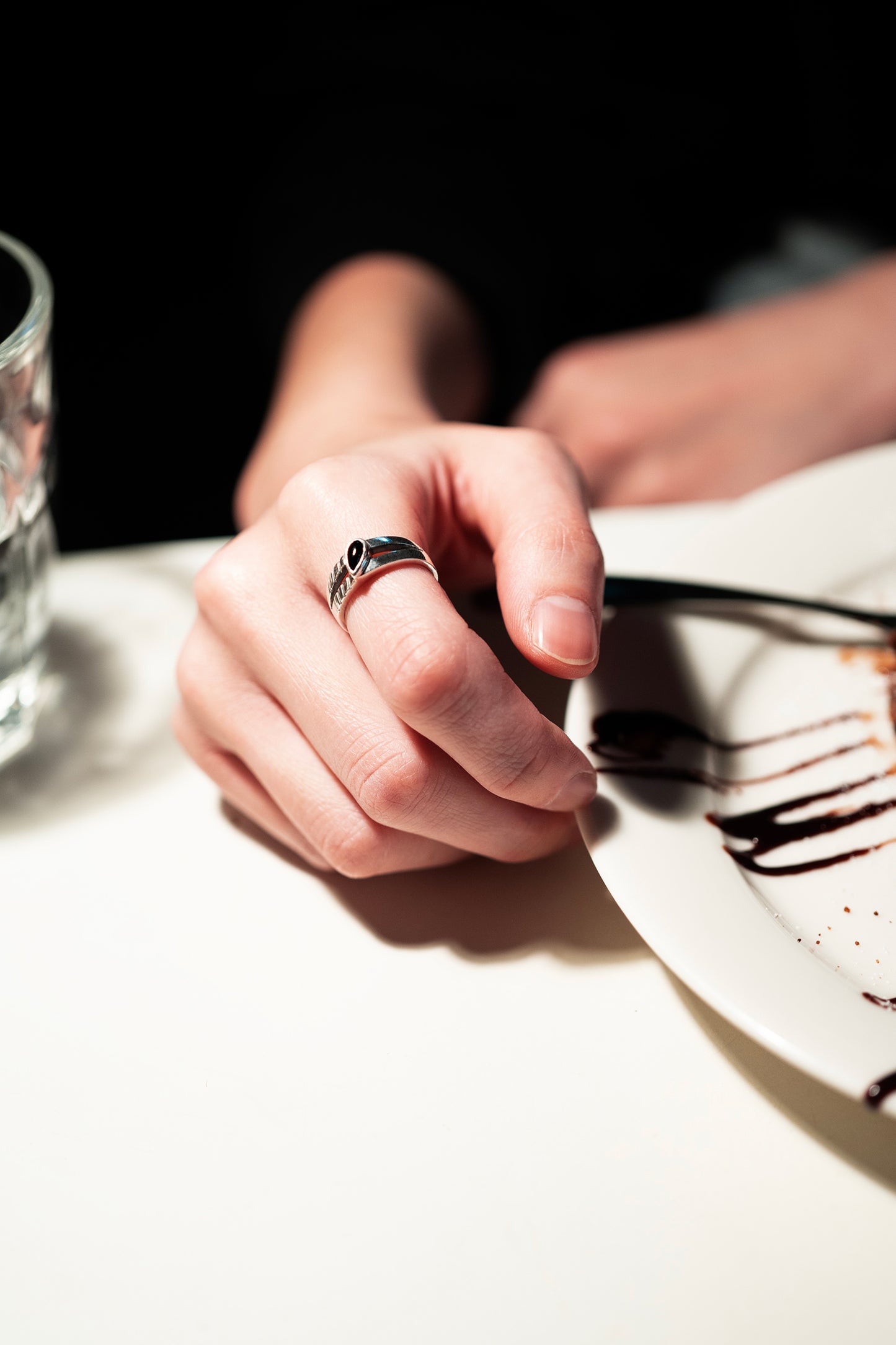 MAMIKO ODA BROCANTE RING / FOUR STRINGS LONDON BLUE ONYX (SILVER)