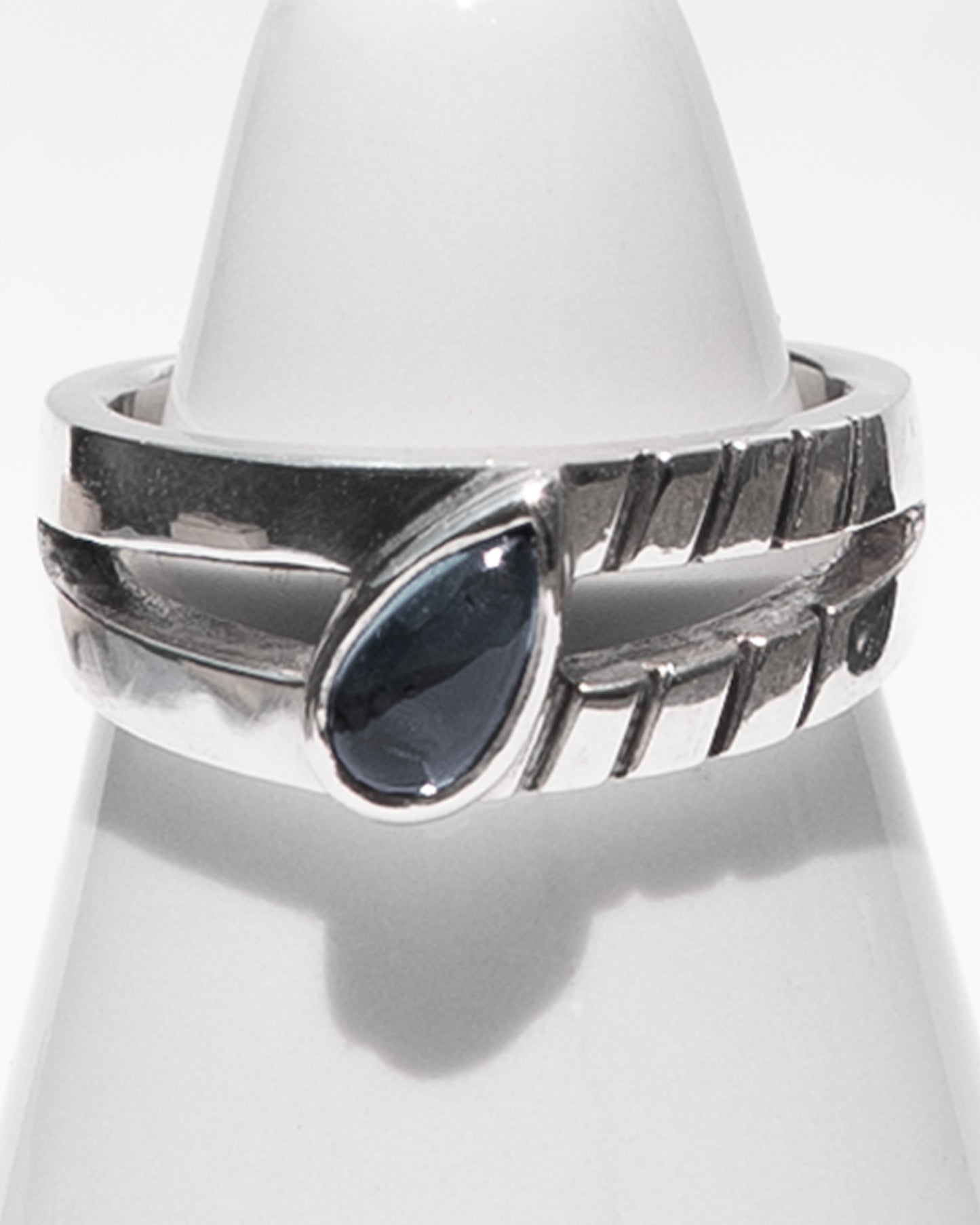 MAMIKO ODA BROCANTE RING / FOUR STRINGS LONDON BLUE TOPAZ (SILVER)