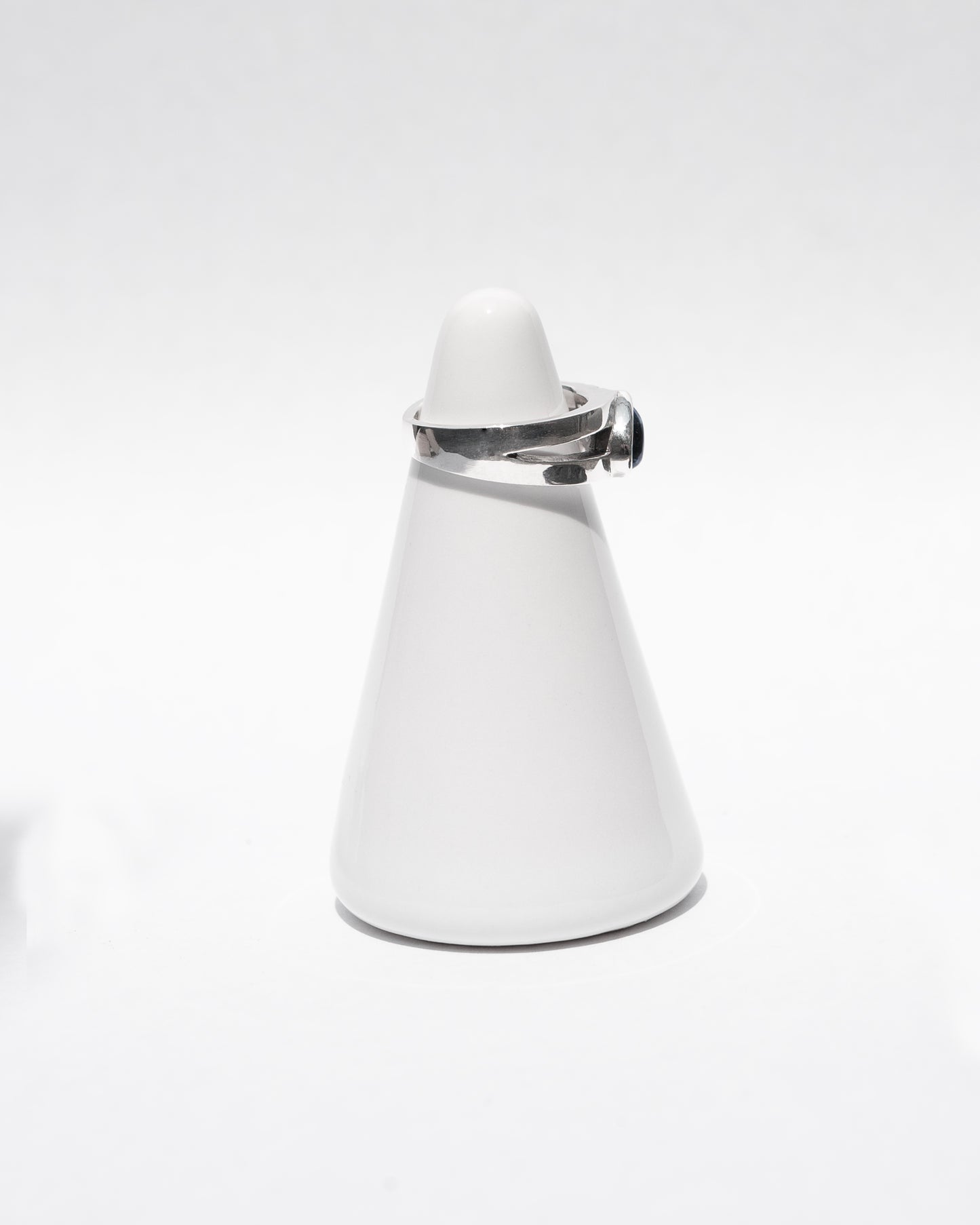 MAMIKO ODA BROCANTE RING / FOUR STRINGS LONDON BLUE TOPAZ (SILVER)