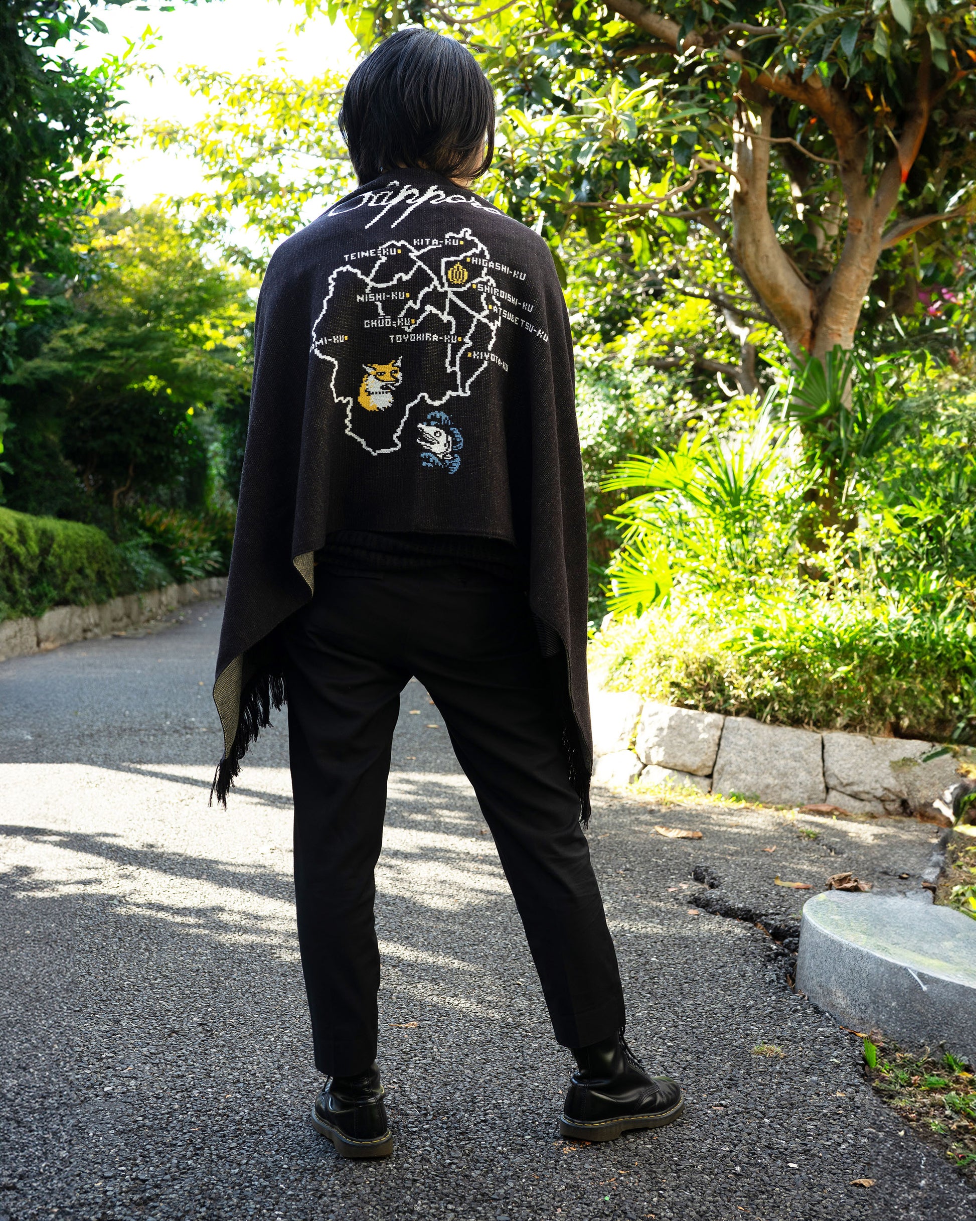 着用：Mamiko Oda（小田満美子）× Judy On The Roof. MAMIKO ODA SOUVENIR JACQUARD KNIT STALL（着用）11｜Oda Judy Shop