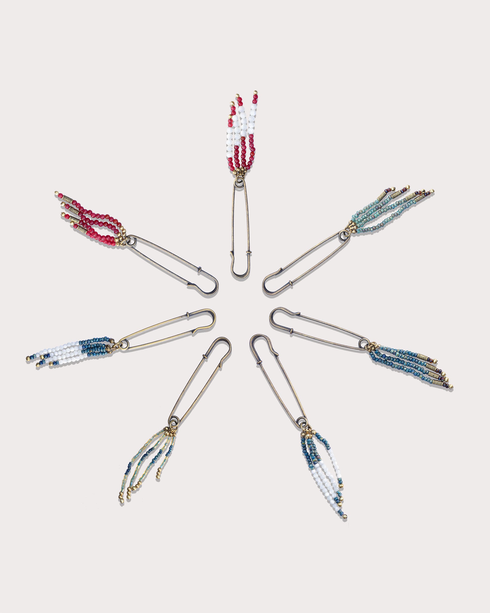 Mamiko Oda（小田満美子）× Judy On The Roof. MAMIKO ODA SOUVENIR JACQUARD KNIT STALL｜Oda Judy Shop Novelty