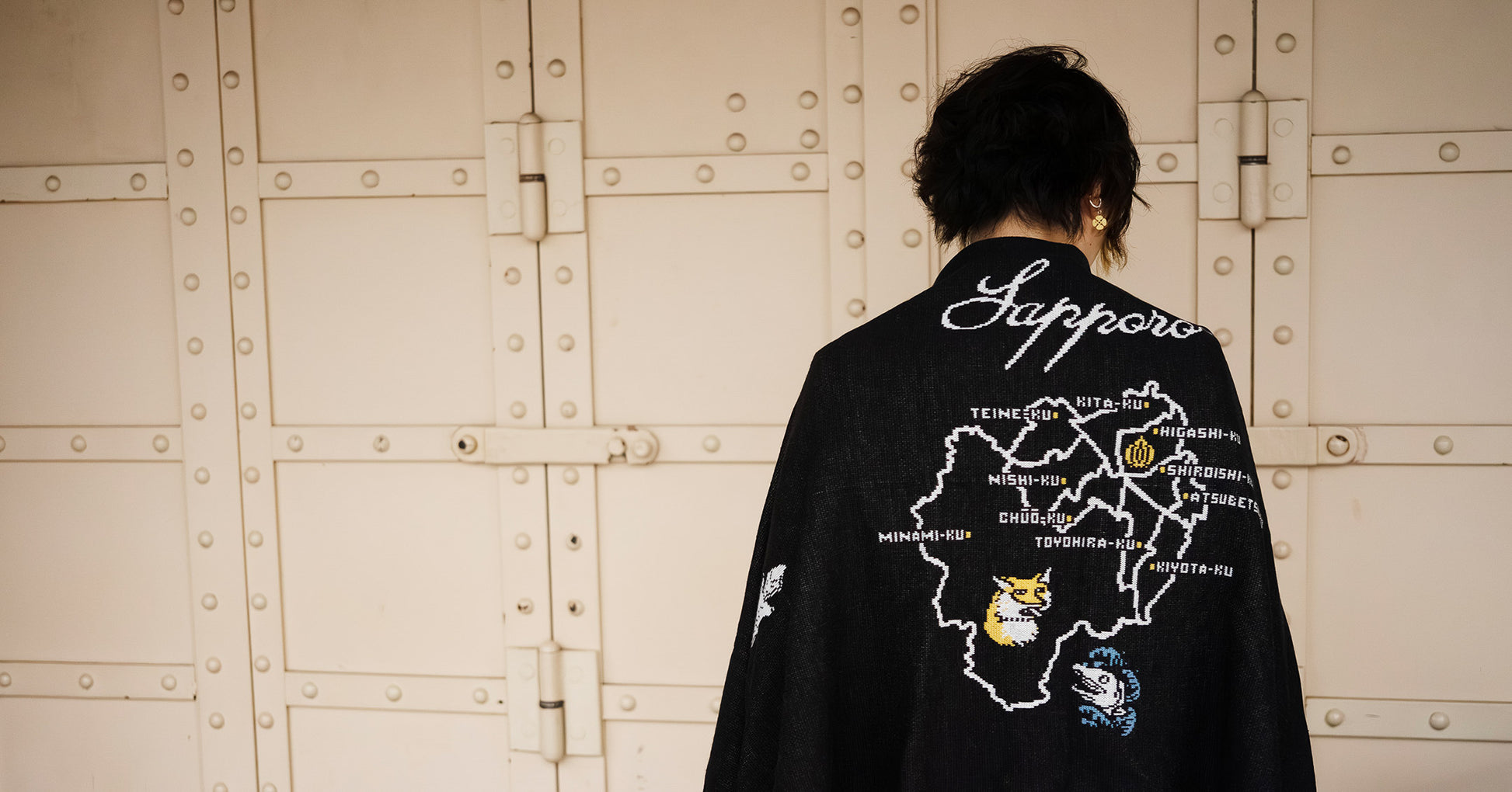 着用：Mamiko Oda（小田満美子）× Judy On The Roof. MAMIKO ODA SOUVENIR JACQUARD KNIT STALL（着用）25｜Oda Judy Shop