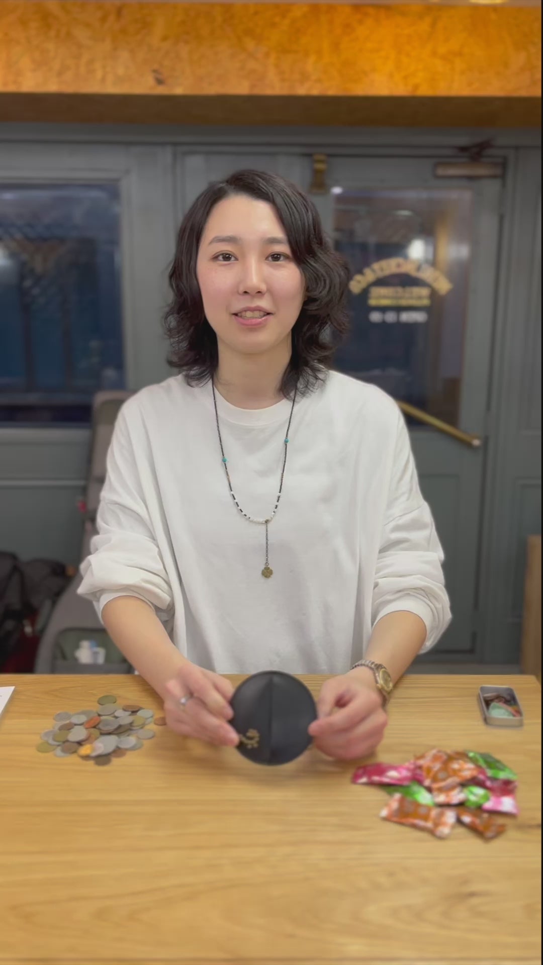 Mamiko Oda（小田満美子）× Judy On The Roof. MAMIKO ODA LEATHER MULTI CASE｜BLACK｜Oda Judy Shop MOVIE